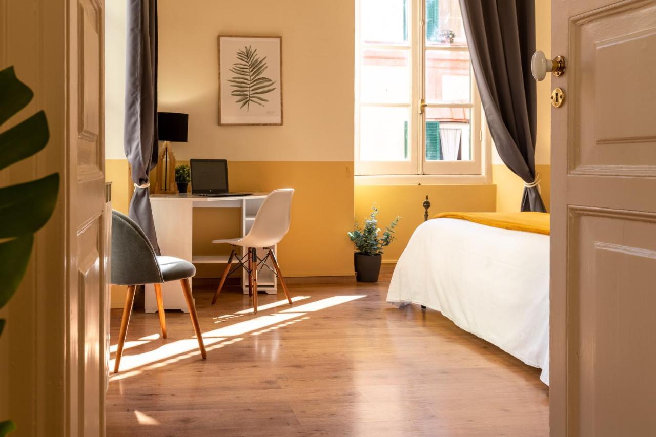 Family Apartments Angeli Genoa Bagian luar foto